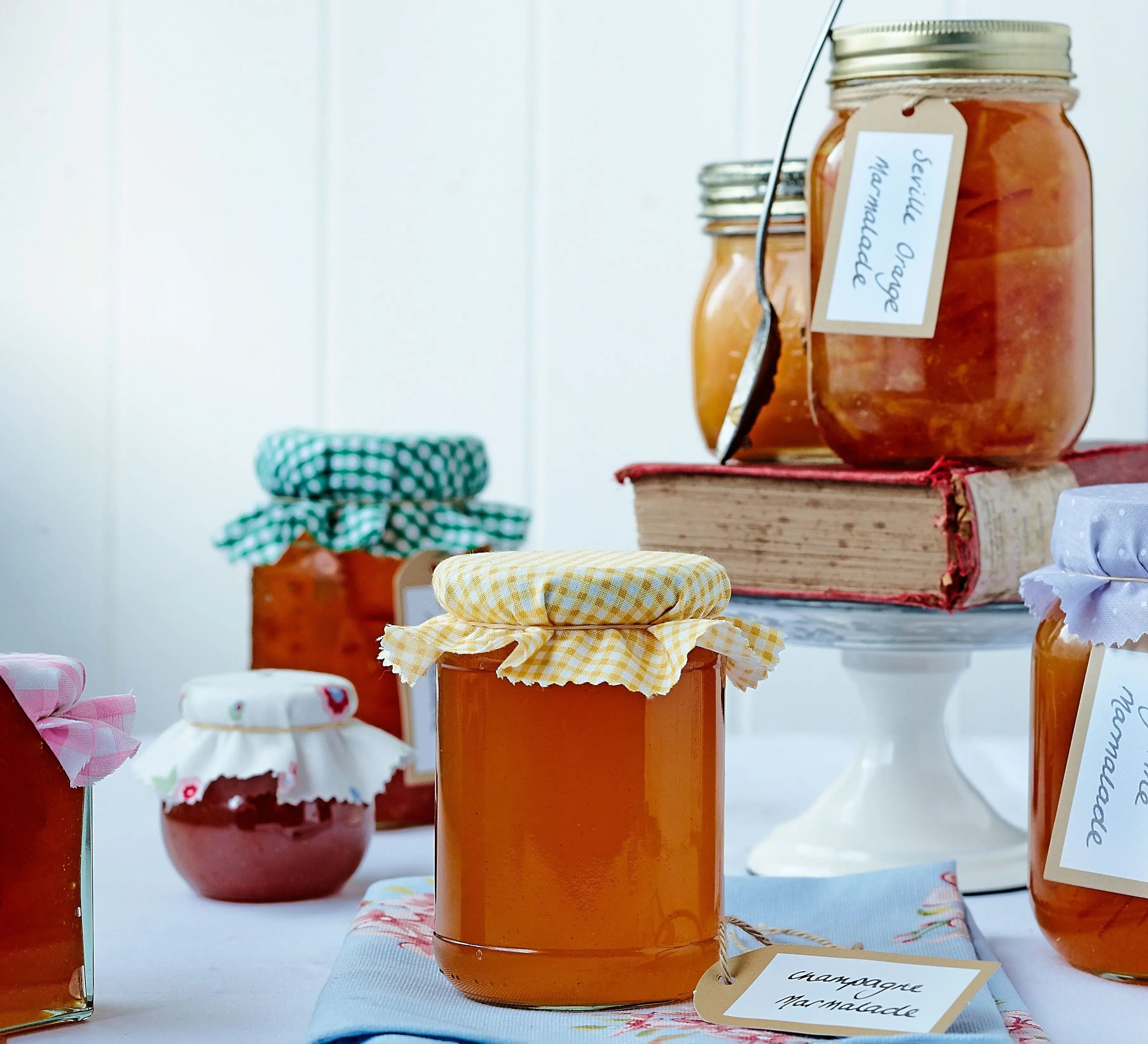 User Reviews: What Customers Love About Glass Jars with Wooden Lids